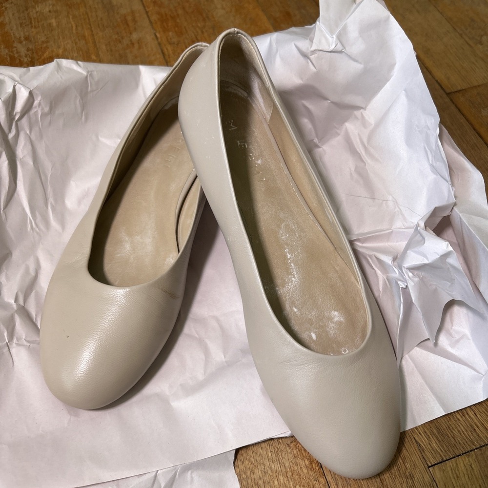 M.Gemi Women Beige Leather Ballet Flats Round Toe Made in Italy Size 38